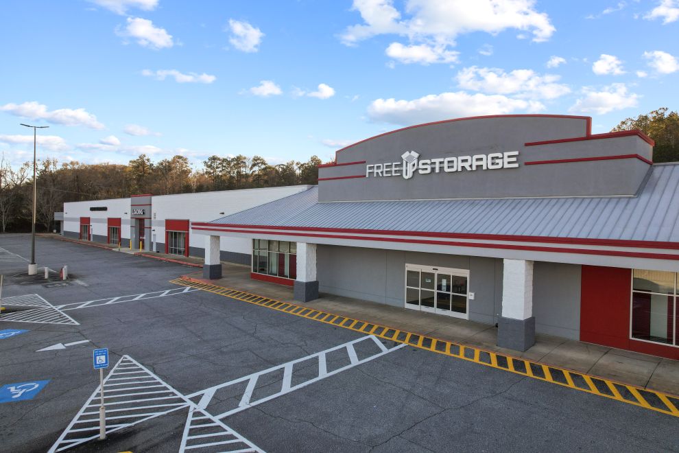 FreeUp Storage Phenix City Storefront